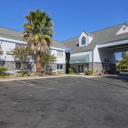 Quality Inn Fresno Yosemite Airport Ngoại thất bức ảnh