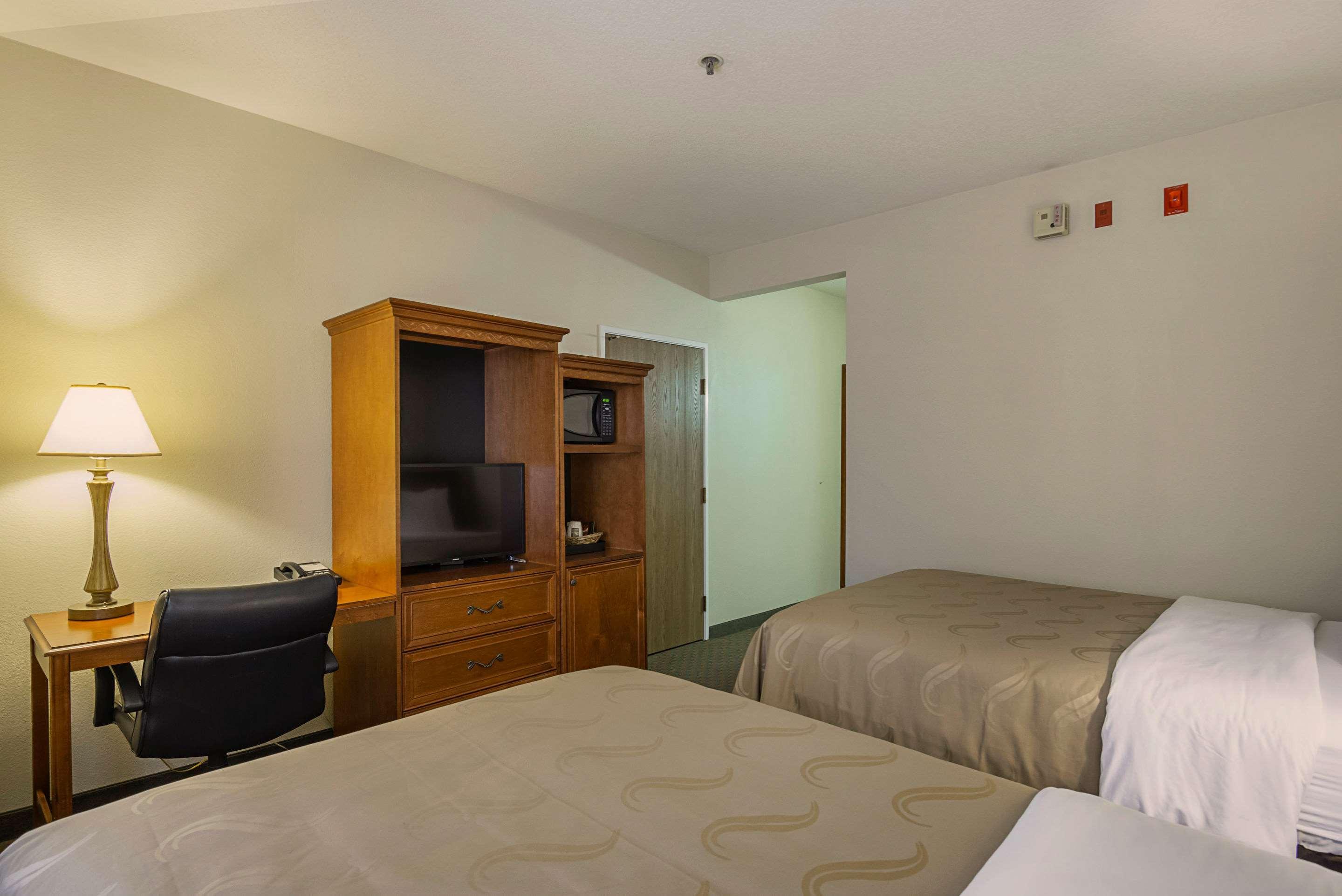 Quality Inn Fresno Yosemite Airport Ngoại thất bức ảnh