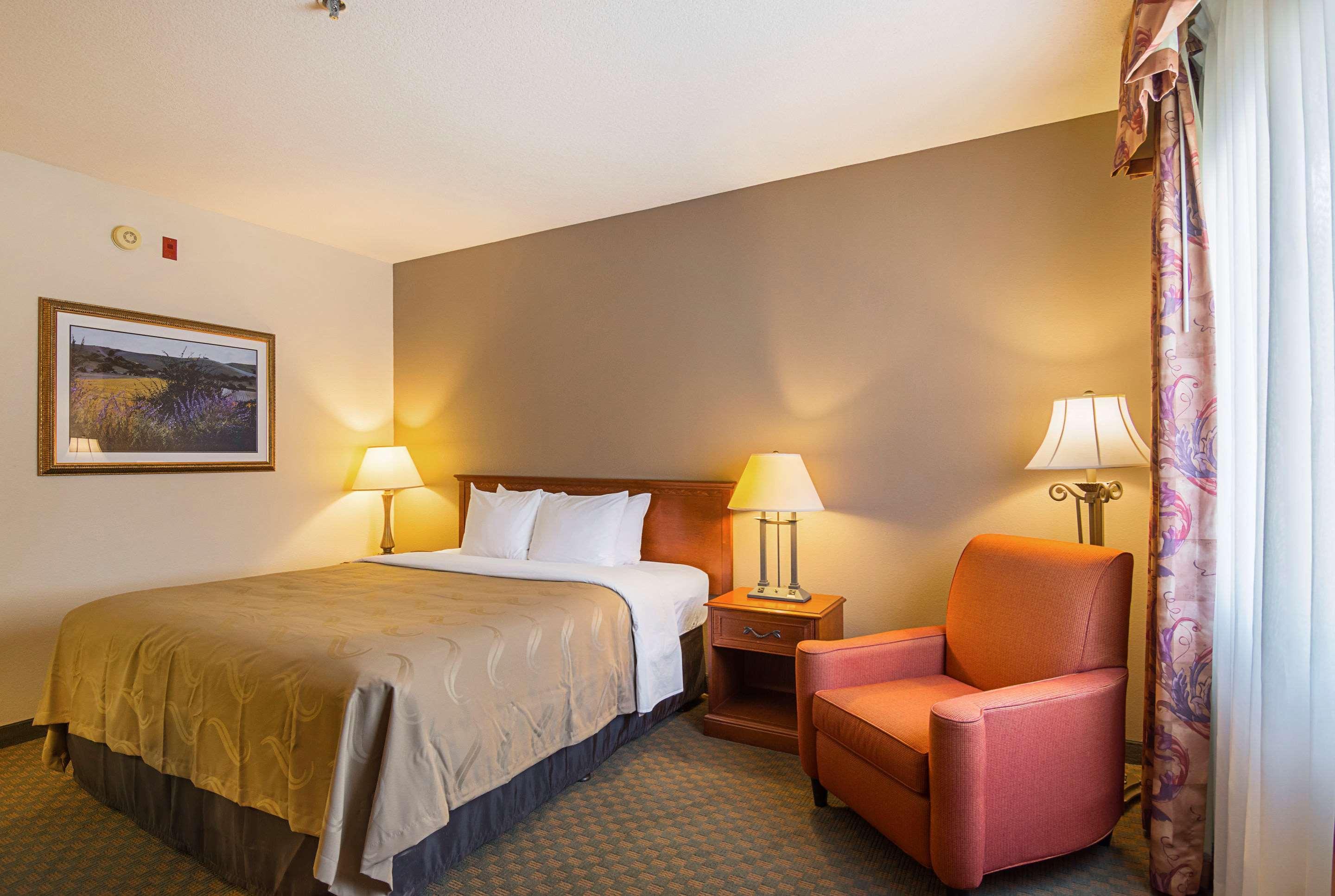 Quality Inn Fresno Yosemite Airport Ngoại thất bức ảnh
