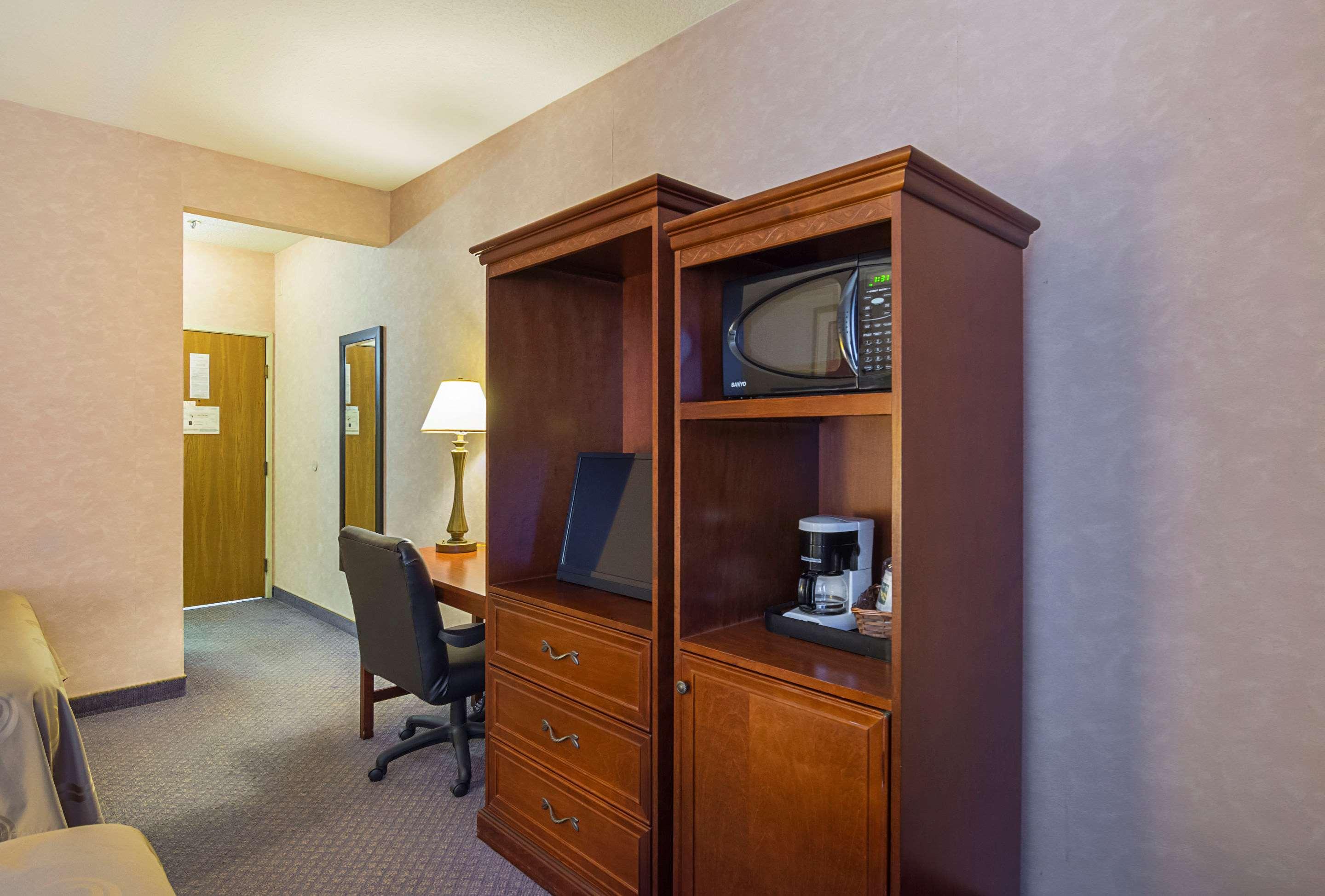 Quality Inn Fresno Yosemite Airport Ngoại thất bức ảnh