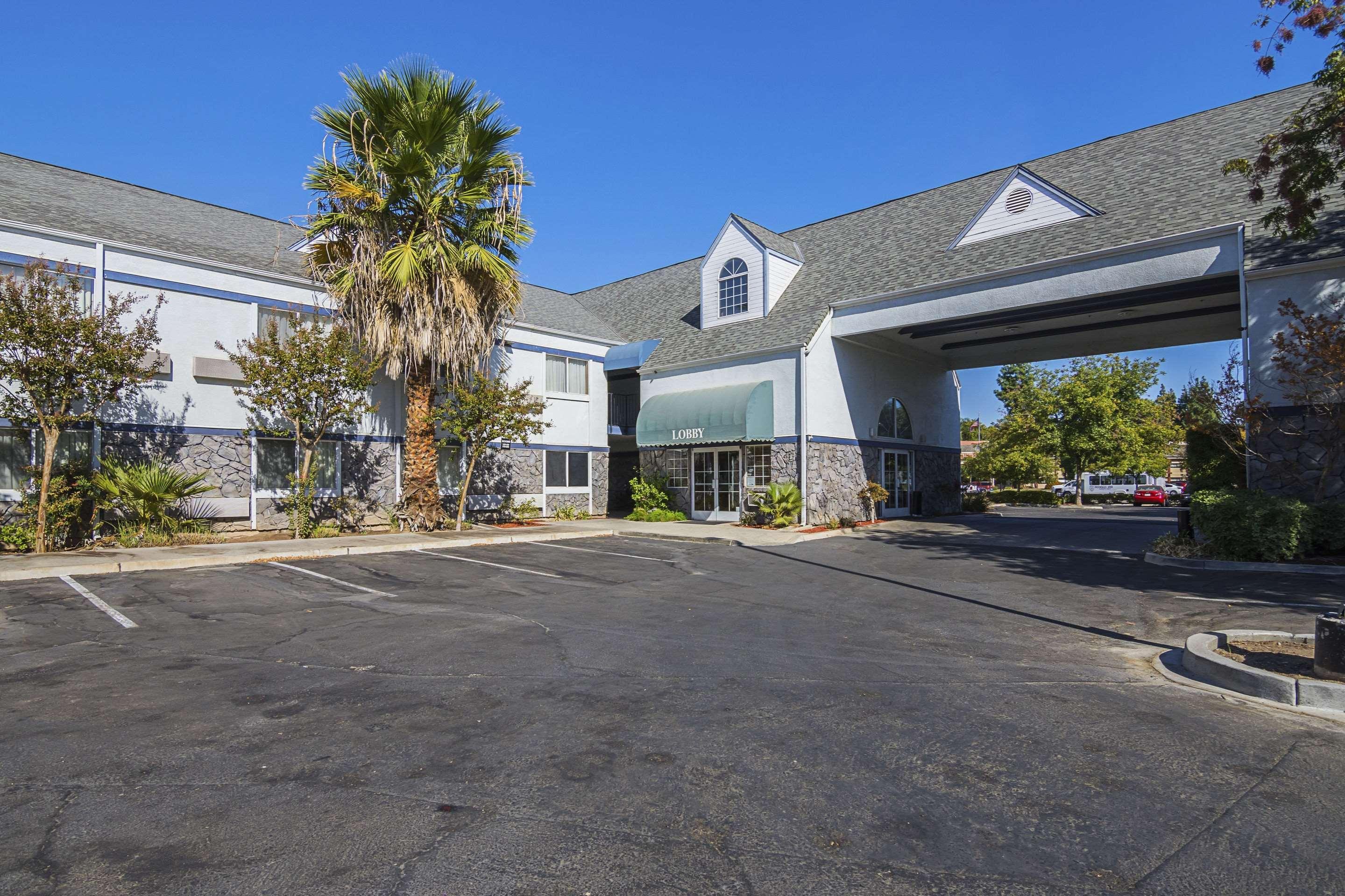 Quality Inn Fresno Yosemite Airport Ngoại thất bức ảnh