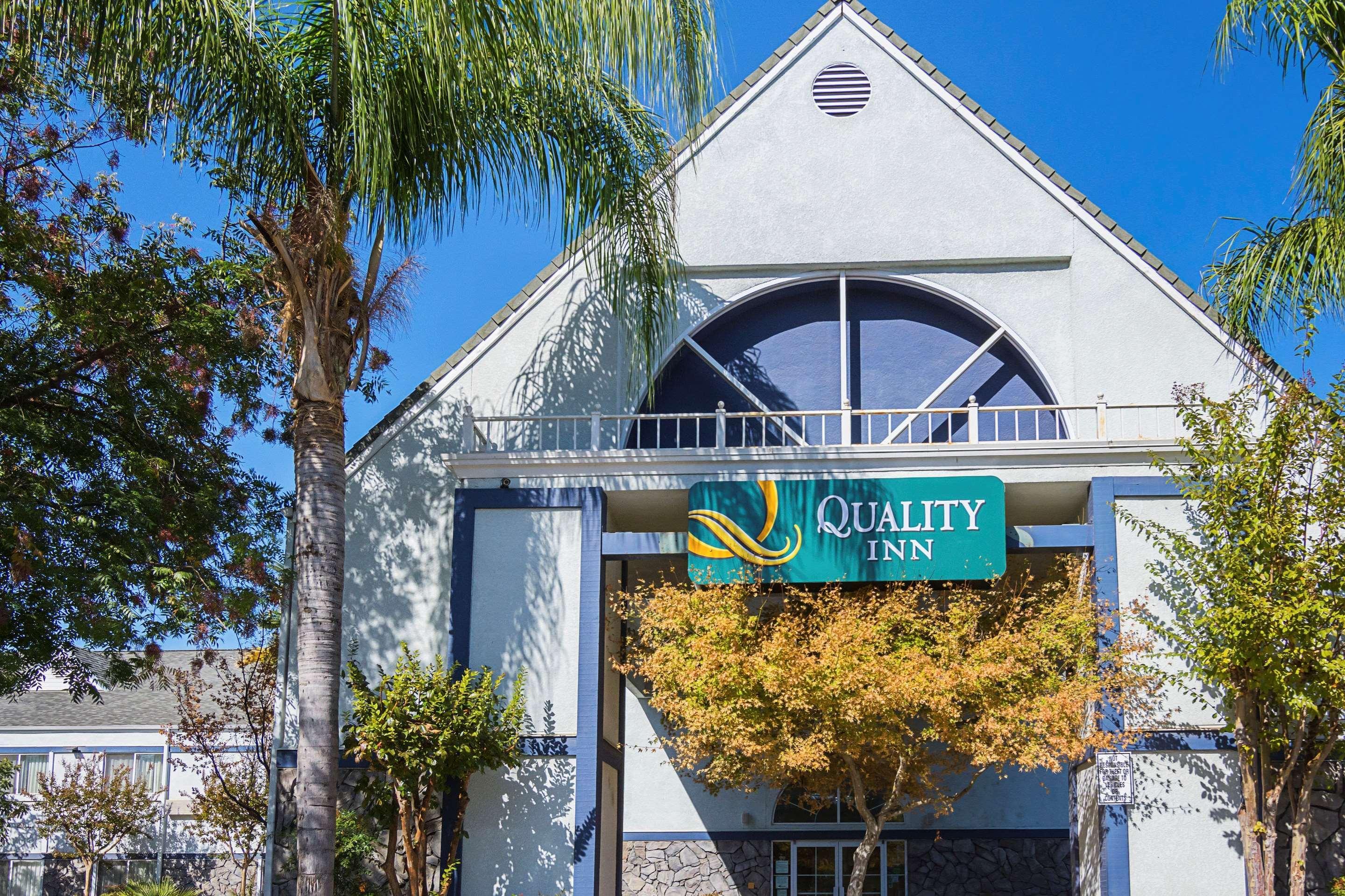 Quality Inn Fresno Yosemite Airport Ngoại thất bức ảnh