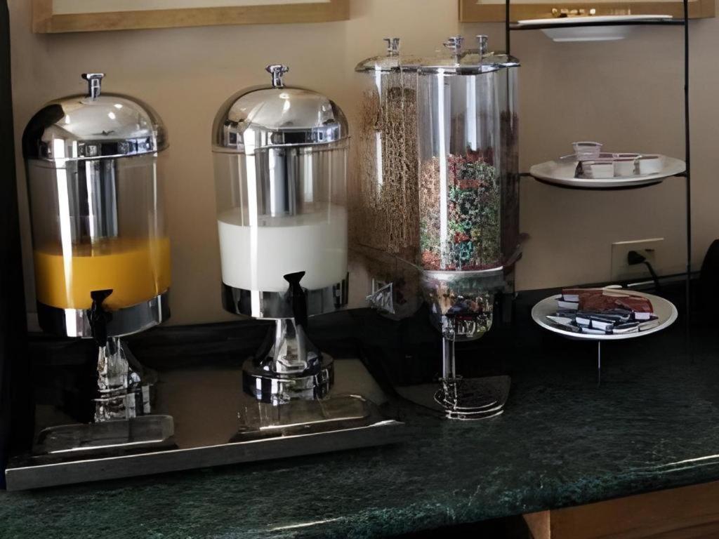 Quality Inn Fresno Yosemite Airport Ngoại thất bức ảnh