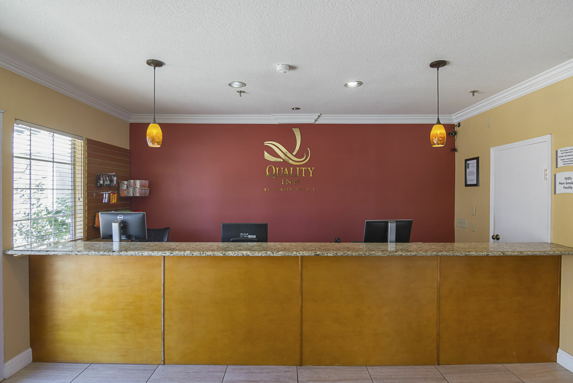 Quality Inn Fresno Yosemite Airport Ngoại thất bức ảnh